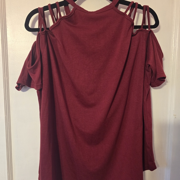 Amazon Women's Red Cold Shoulder Top - Picture 2 of 5